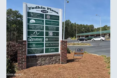 340 Commerce Avenue #Ste 13b, Southern Pines, NC 28387 - Photo 3