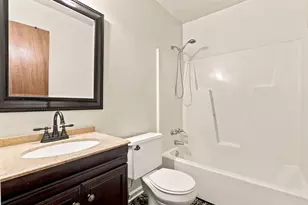 204 Hemlock Dr, Jacksonville, NC 28546 - Photo 31