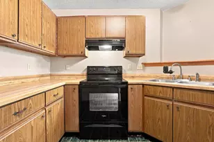204 Hemlock Dr, Jacksonville, NC 28546 - Photo 15