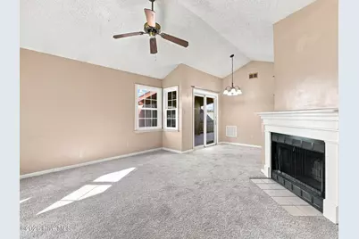 204 Hemlock Drive, Jacksonville, NC 28546 - Photo 7