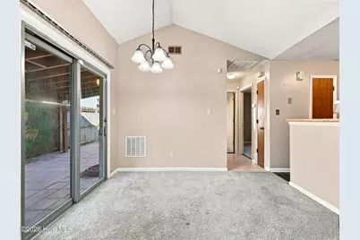 204 Hemlock Drive, Jacksonville, NC 28546 - Photo 11