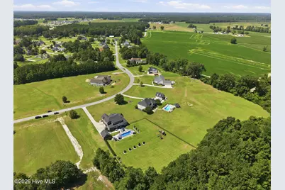 1425 Fox Hollow Drive, Ayden, NC 28513 - Photo 9