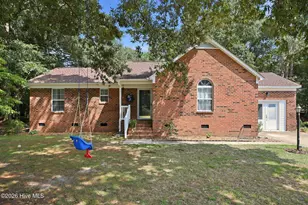 2528 Bradford Ct, La Grange, NC 28551 - Photo 3