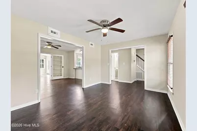 105 Hillside Court, Jacksonville, NC 28546 - Photo 5