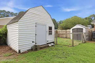105 Hillside Ct, Jacksonville, NC 28546 - Photo 33