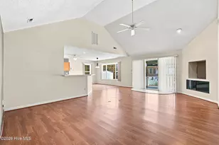 734 Settlers Ln, Kure Beach, NC 28449 - Photo 5