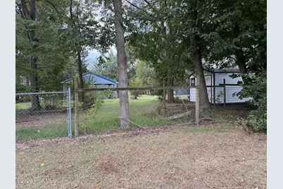 685 Snake Road, Lumberton, NC 28358 - Photo 7