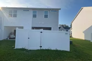 11 Catalina Cir, Swansboro, NC 28584 - Photo 3
