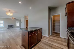755 Radiant Dr, Jacksonville, NC 28546 - Photo 21