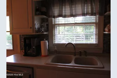 2201 Woodview Road, Kinston, NC 28504 - Photo 17