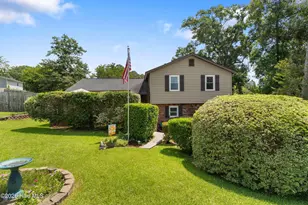 340 Oak Leaf Ct, Martinez, GA 30907 - Photo 1