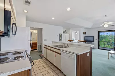 213 Clubhouse Road # 6, Sunset Beach, NC 28468 - Photo 3