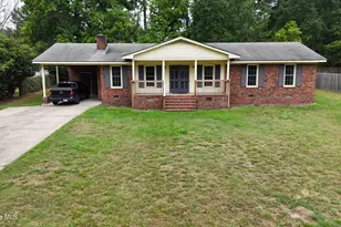 2010 Westwood Dr, Kinston, NC 28504 - Photo 1