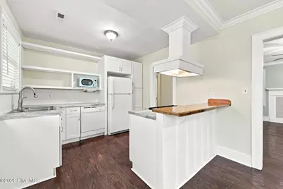525 E 2nd Street, Washington, NC 27889 - Photo 17
