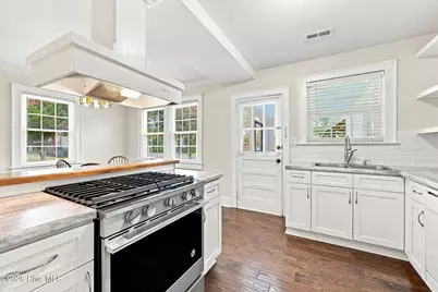 525 E 2nd Street, Washington, NC 27889 - Photo 19
