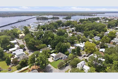 525 E 2nd Street, Washington, NC 27889 - Photo 39