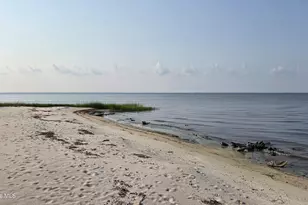 347 Sandy Point Dr, Beaufort, NC 28516 - Photo 97