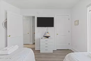 2205 E Beach Dr, Oak Island, NC 28465 - Photo 27