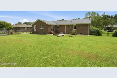 216 Carolina Pines Boulevard, New Bern, NC 28560 - Photo 33
