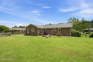 216 Carolina Pines Blvd, New Bern, NC 28560 - Photo 33