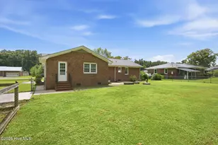 216 Carolina Pines Blvd, New Bern, NC 28560 - Photo 31
