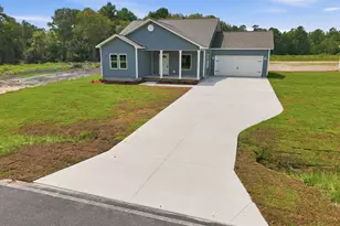 589 Batchelor Rd, Richlands, NC 28574 - Photo 7