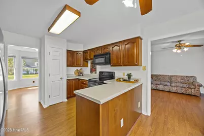6200 Strawfield Drive, Wilmington, NC 28405 - Photo 5