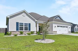 376 Water Wagon Trl, Jacksonville, NC 28546 - Photo 3
