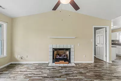 210 Choke Cherry S, Richlands, NC 28574 - Photo 11