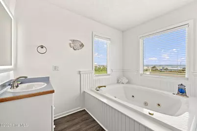 2913 Pointe West Drive #B3, Emerald Isle, NC 28594 - Photo 17