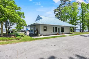 905 Charleston Pl, Sneads Ferry, NC 28460 - Photo 63