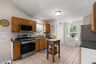 2035 Lakeside Avenue SW, Supply, NC 28462 - Photo 11