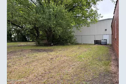 121 Pettigrew Street S, Wilson, NC 27893 - Photo 3