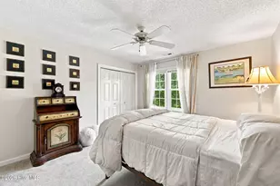 8002 Clubhouse Dr, New Bern, NC 28562 - Photo 29