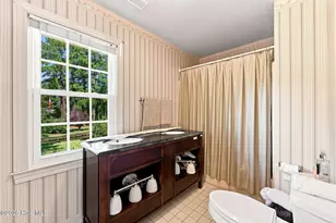 8002 Clubhouse Dr, New Bern, NC 28562 - Photo 37