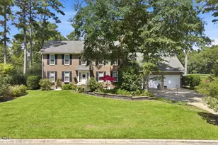 8002 Clubhouse Dr, New Bern, NC 28562 - Photo 1