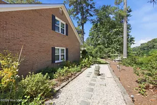 8002 Clubhouse Dr, New Bern, NC 28562 - Photo 45