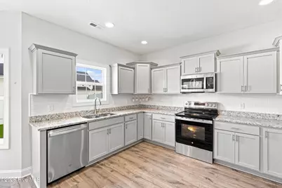 812 Gemini Court, Jacksonville, NC 28546 - Photo 17