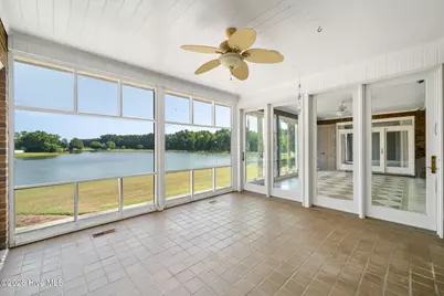506 Lake Shore Drive, Warsaw, NC 28398 - Photo 9
