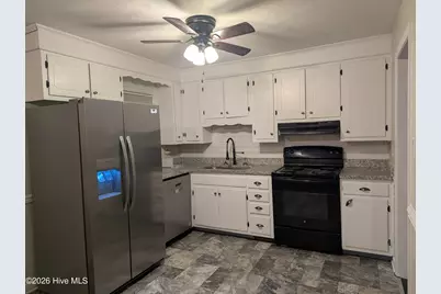 1020 Riverside Circle, Spring Lake, NC 28390 - Photo 13