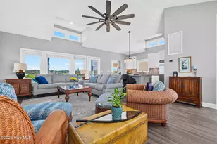652 Ocean Blvd W, Holden Beach, NC 28462 - Photo 9