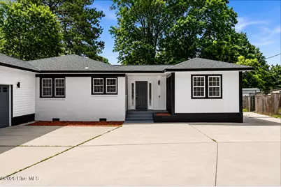533 W College Street, Warsaw, NC 28398 - Photo 3