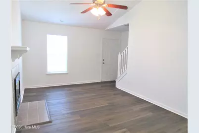 300 Meadowbrook Lane, Jacksonville, NC 28546 - Photo 5
