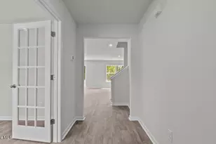 129 Claude St, La Grange, NC 28551 - Photo 3