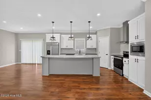 304 Forsythe Ln, New Bern, NC 28560 - Photo 3