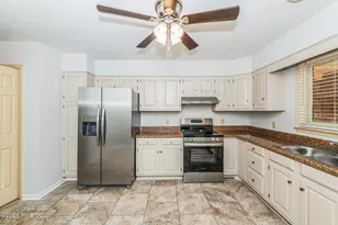 909 Satinwood Court, Southern Pines, NC 28387 - Photo 3
