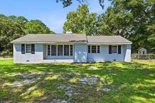 308 Holmes St, Shallotte, NC 28470 - Photo 5