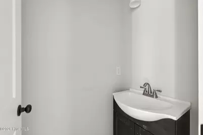 305 E Harnett Street, Benson, NC 27504 - Photo 23