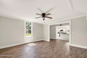 305 E Harnett St, Benson, NC 27504 - Photo 5