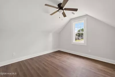 305 E Harnett Street, Benson, NC 27504 - Photo 33